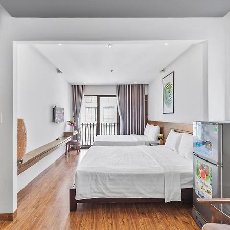 Delfino Hotel And Apartment Дананг Екстер'єр фото